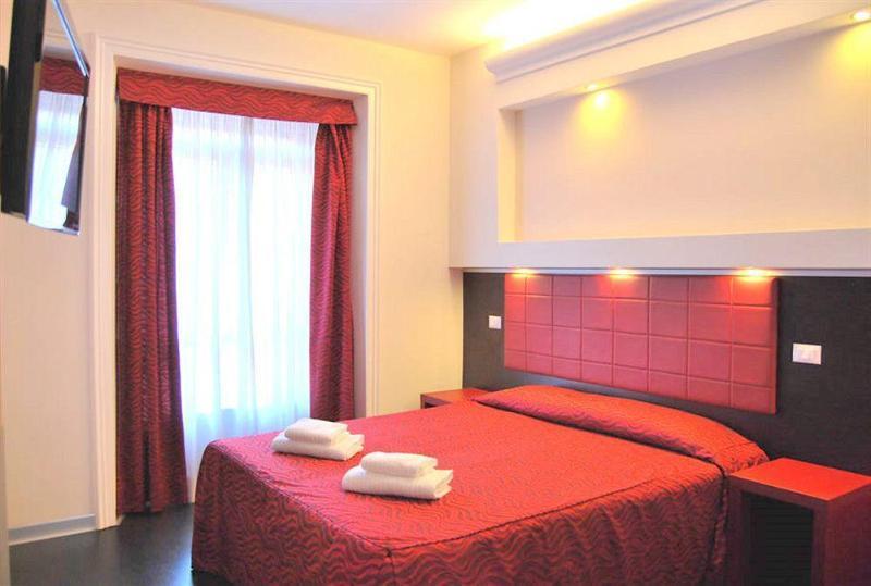 Hotel Versailles Rome Exterior photo