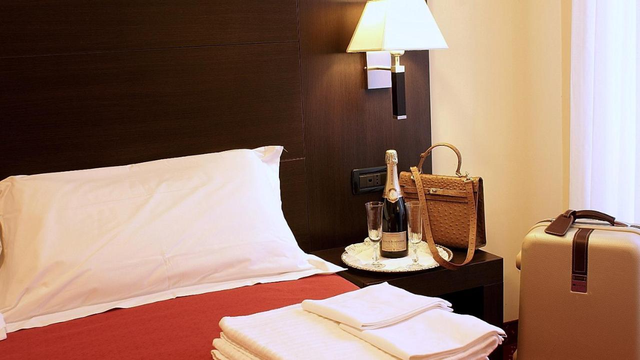 Hotel Versailles Rome Room photo