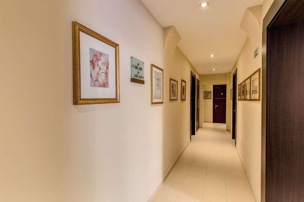 Hotel Versailles Rome Amenities photo